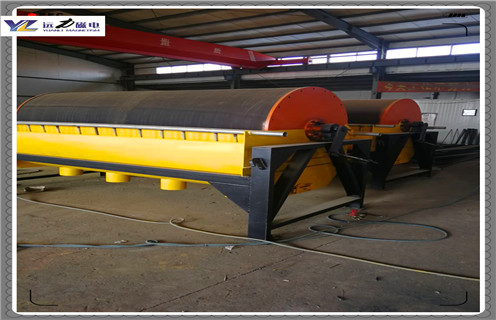 磁選機(jī),河沙磁選機(jī),河沙磁選機(jī)發(fā)展過程中更應(yīng)該注重科技含量! 磁選機(jī),河沙磁選機(jī),河沙磁選機(jī)發(fā)展過程中更應(yīng)該注重科技含量!