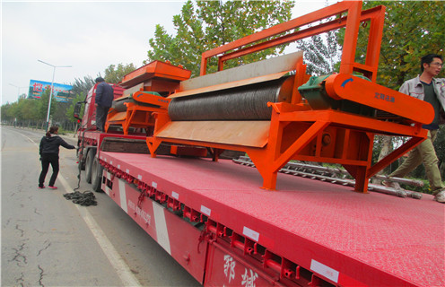 濕式磁選機，逆流濕式磁選機使你能看見夢想最終開花結果！_工作原理_釩鈦鐵礦逆流濕式磁選機使你能看見夢想最終開花結果！型號參數及磁場強度