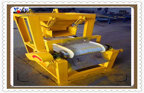 磁選機(jī)廠家,磁選機(jī)廠家生產(chǎn)的優(yōu)質(zhì)輥式磁選機(jī)讓客戶使用更方便_磁選機(jī)廠家生產(chǎn)的優(yōu)質(zhì)輥式磁選機(jī)讓客戶使用更方便磁場一般為多少_磁塊如何排列 磁選機(jī)廠家,磁選機(jī)廠家生產(chǎn)的優(yōu)質(zhì)輥式磁選機(jī)讓客戶使用更方便_磁選機(jī)廠家生產(chǎn)的優(yōu)質(zhì)輥式磁選機(jī)讓客戶使用更方便磁場一般為多少_磁塊如何排列