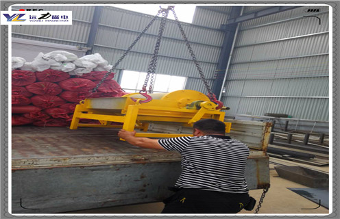 小型干式磁選機(jī),湖南小型干式磁選機(jī)_錳礦湖南小型干式磁選機(jī)一般是多少_生產(chǎn)廠家 小型干式磁選機(jī),湖南小型干式磁選機(jī)_錳礦湖南小型干式磁選機(jī)一般是多少_生產(chǎn)廠家