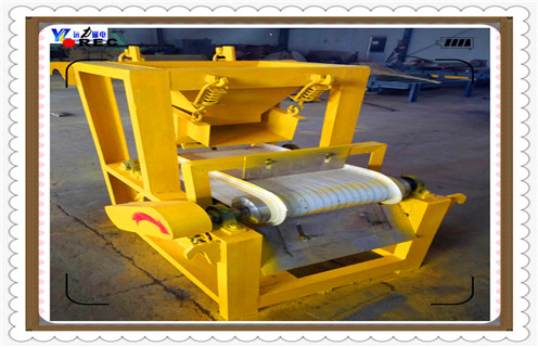 干式磁選機,山東新型干式磁選機_錳礦山東新型干式磁選機一般是多少_生產廠家 干式磁選機,山東新型干式磁選機_錳礦山東新型干式磁選機一般是多少_生產廠家