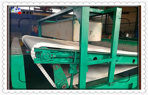 平板磁選機,內(nèi)蒙古平板磁選機運行視頻_內(nèi)蒙古平板磁選機運行視頻皮帶老跑偏的磁筒更換工作原理_選礦規(guī)格參數(shù)及執(zhí)行標準 平板磁選機,內(nèi)蒙古平板磁選機運行視頻_內(nèi)蒙古平板磁選機運行視頻皮帶老跑偏的磁筒更換工作原理_選礦規(guī)格參數(shù)及執(zhí)行標準